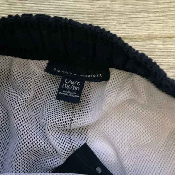 Tommy Hilfiger Boys Swim Trunk - Picture 3 of 7